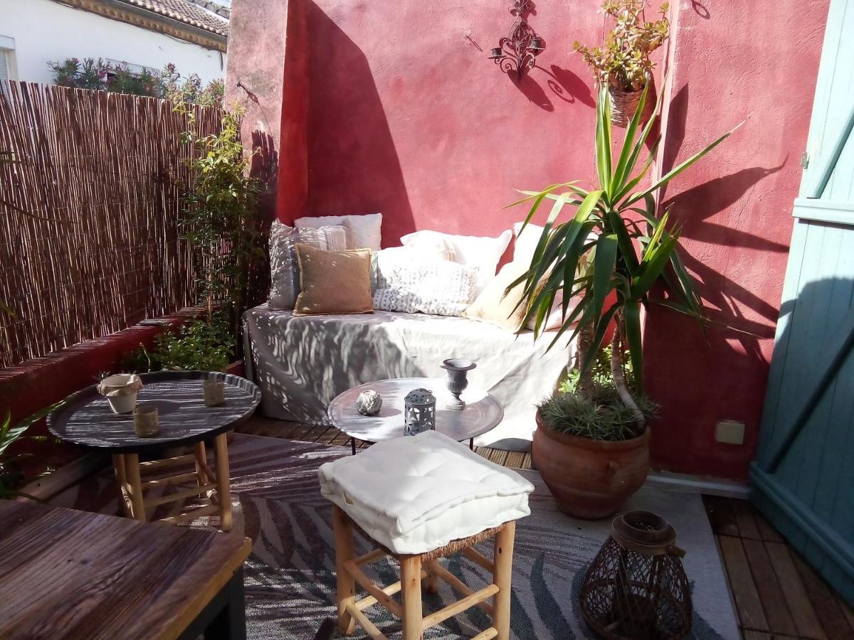 La Maison Perchee Aigues-Mortes Exterior foto