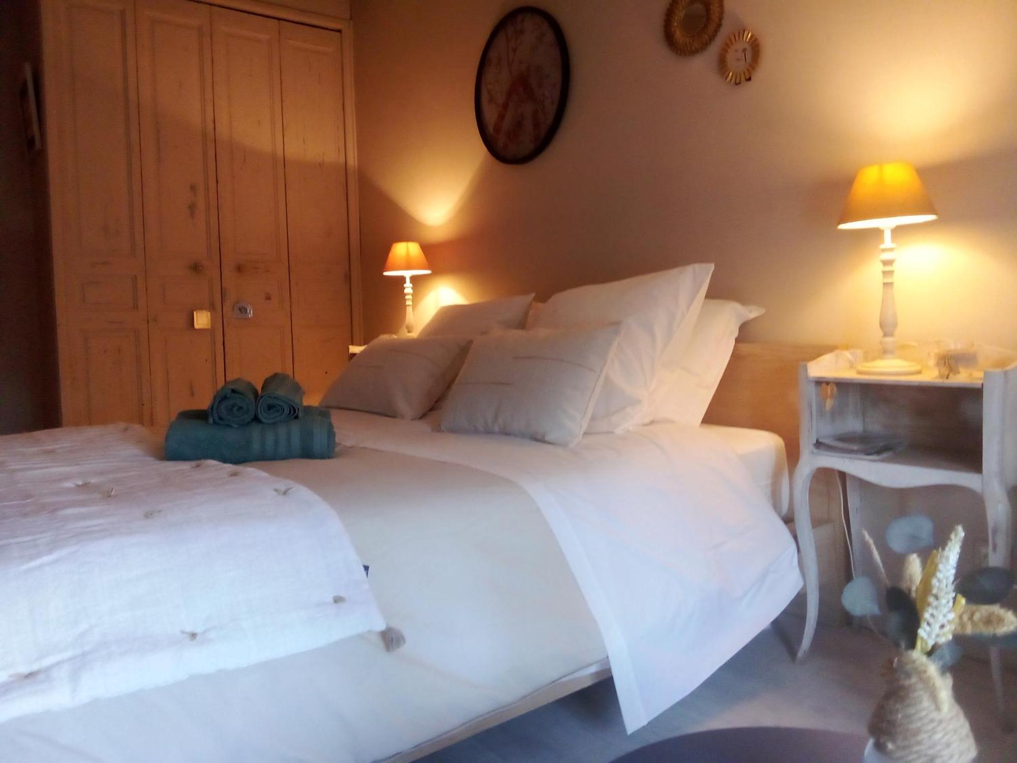 La Maison Perchee Aigues-Mortes Cameră foto